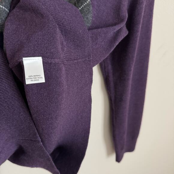 Banana Republic Mens Ultra Fine Merino Wool Argyle Sweater Size Medium Shirt Top - Picture 4 of 10